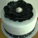 Bielo-čierna torta