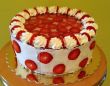 Pudingová torta s jahodami