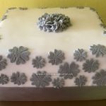 Elegantná štvorcová torta