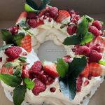 Pavlova - vianočný veniec